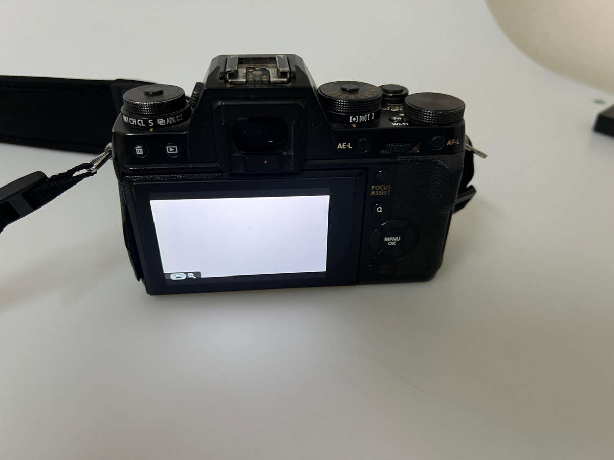 FujiFilm X-T1 camera with lens 56mm