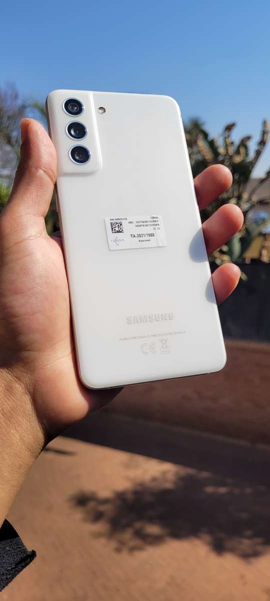 Samsung S21fe -  128gb Dual Sim