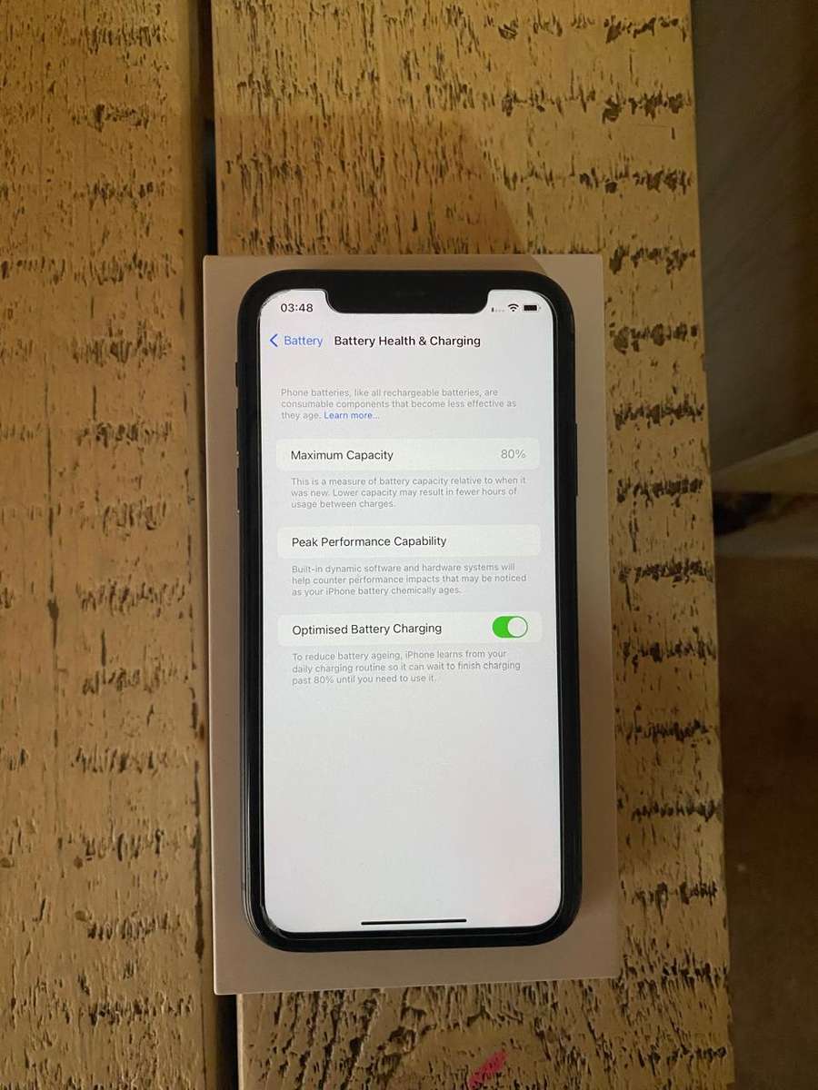 iPhone 11 - 64gb *BARGAIN*