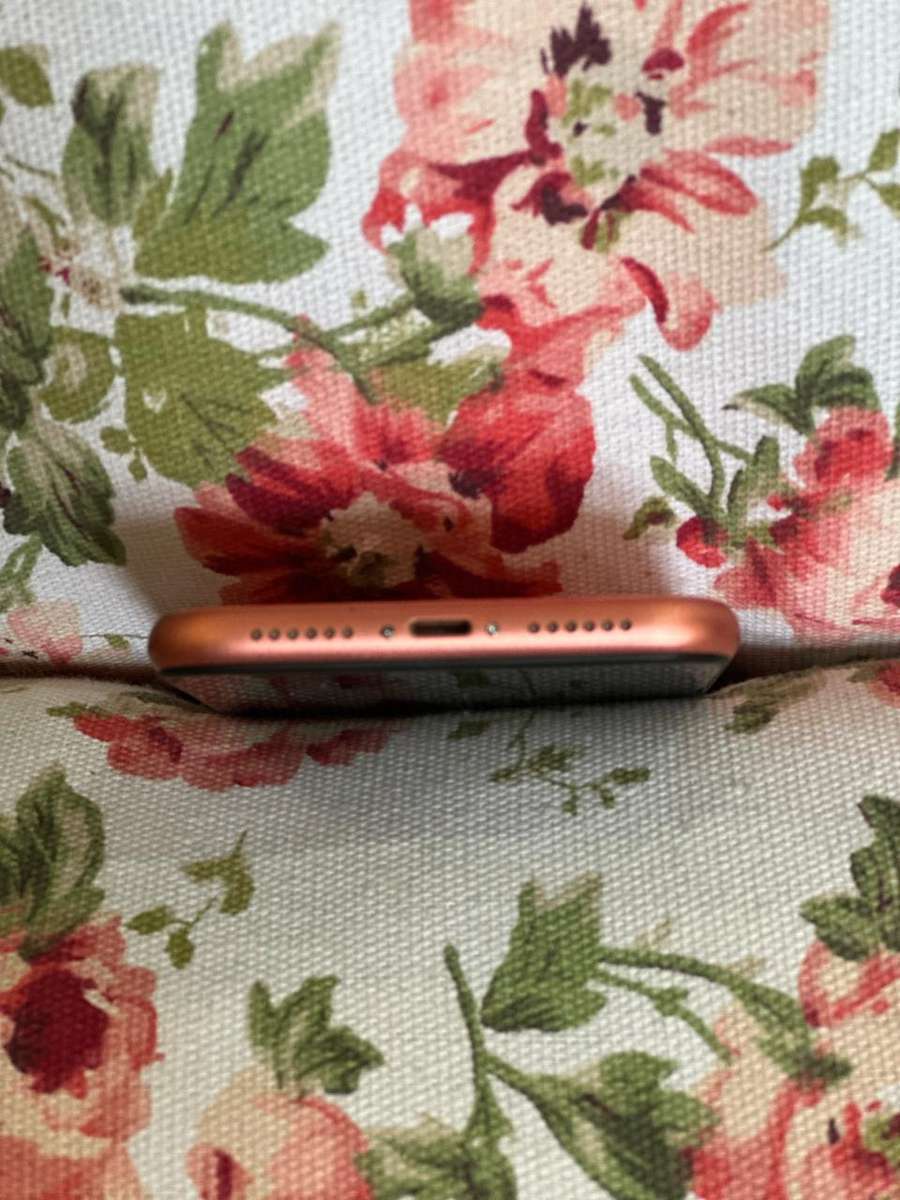 iPhone XR - 64gb PRODUCT RED