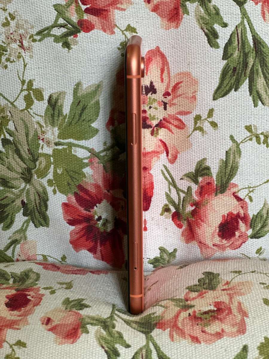 iPhone XR - 64gb PRODUCT RED