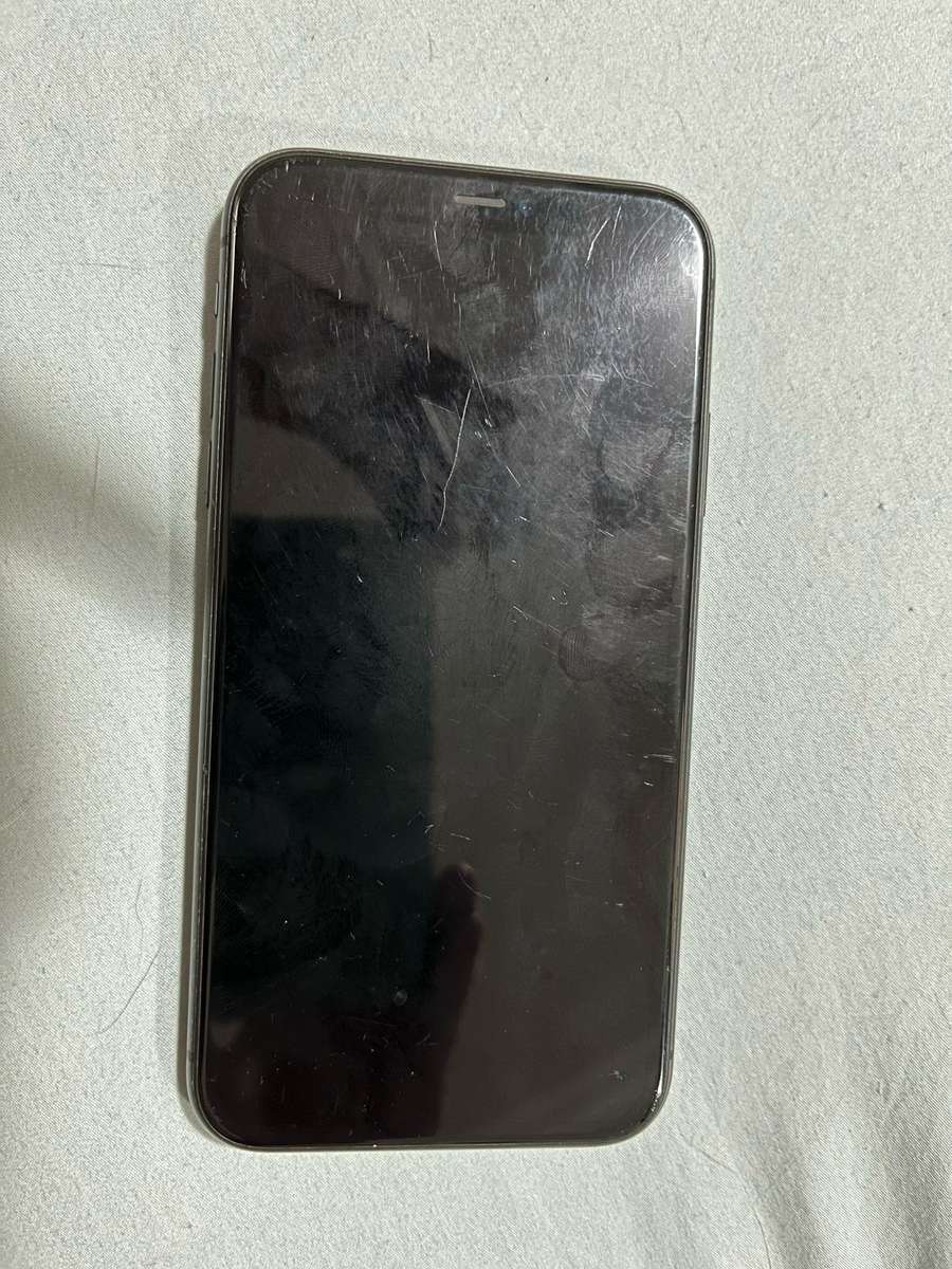 iPhone 11 - 64gb