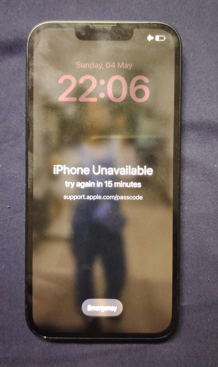 iPhone 13 - 128gb *PLEASE READ*