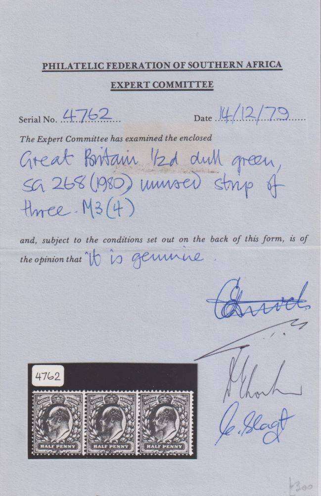 GB 1911 KEV11 1/2d STRIP OF 3 HINGED MINT - VARIETY- MIDDLE STAMP BLOTCHY WITH CERTIFICATE