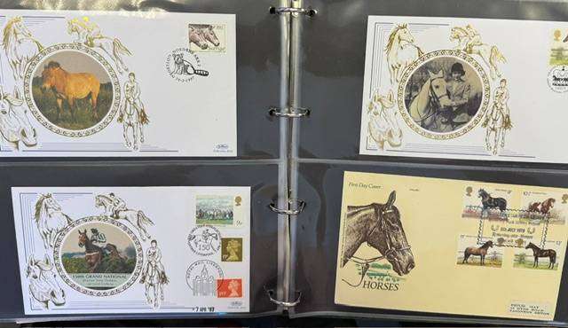 FABULOUS COLLECTION OF 99 HORSES FDC'S IN 2 BINDERS