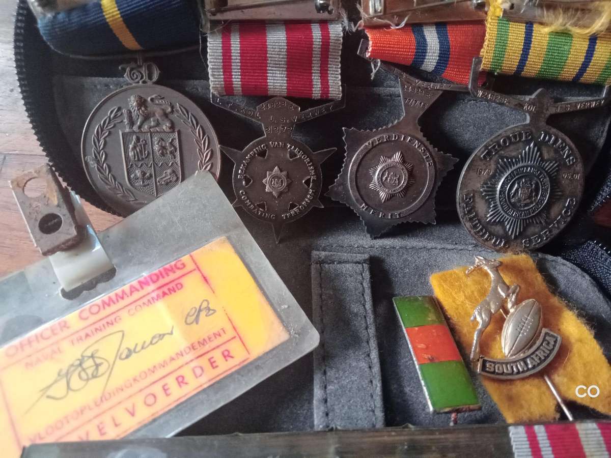 Police Medals & extra - Col. J.S. Verwey