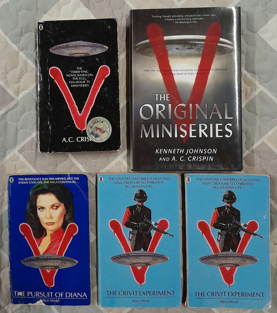 "V" - The TV series. 5 Book bundle