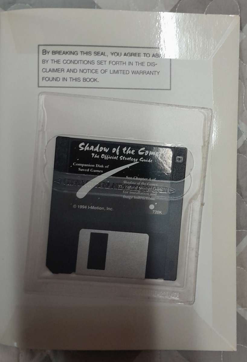 Shadow of the Comet Big Box PC Adventure Game (Call of Cthulu) bundled with Official Strategy Guide