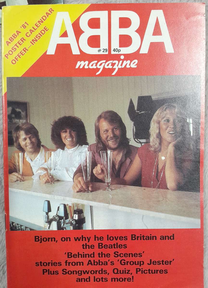 ABBA - Bundle of 3 cassettes and 2 Official Magazines (Super Trouper, The Visitors, The Singles)