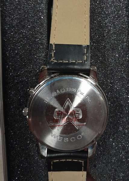 Star Trek First Contact Wristwatch in tin
