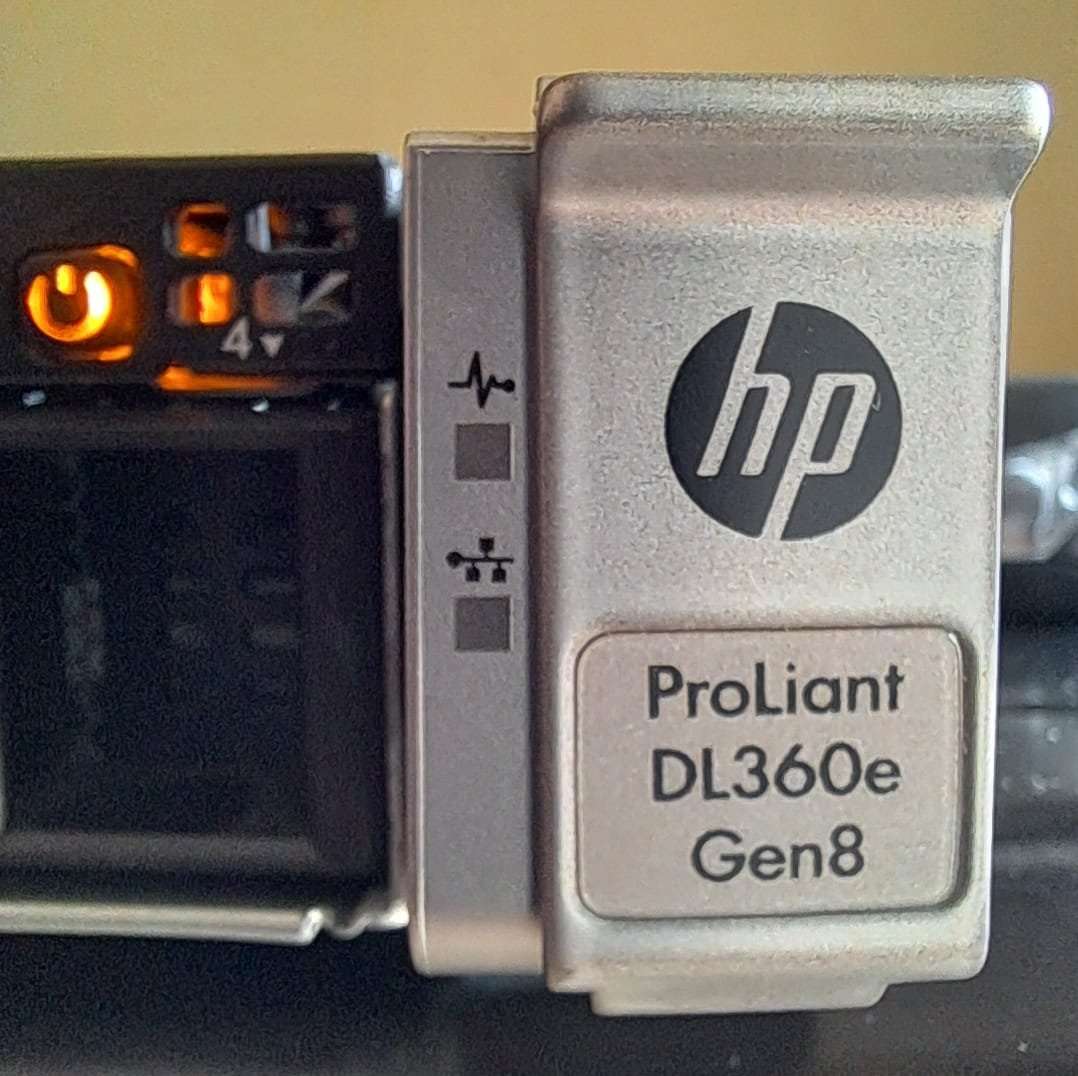HP Proliant DL360e 8th Gen Server (As new)