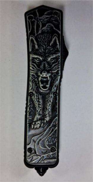 Automatic OTF Knife with Double Edged Blade