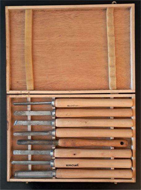 Set of full size lathe woodworking chisels