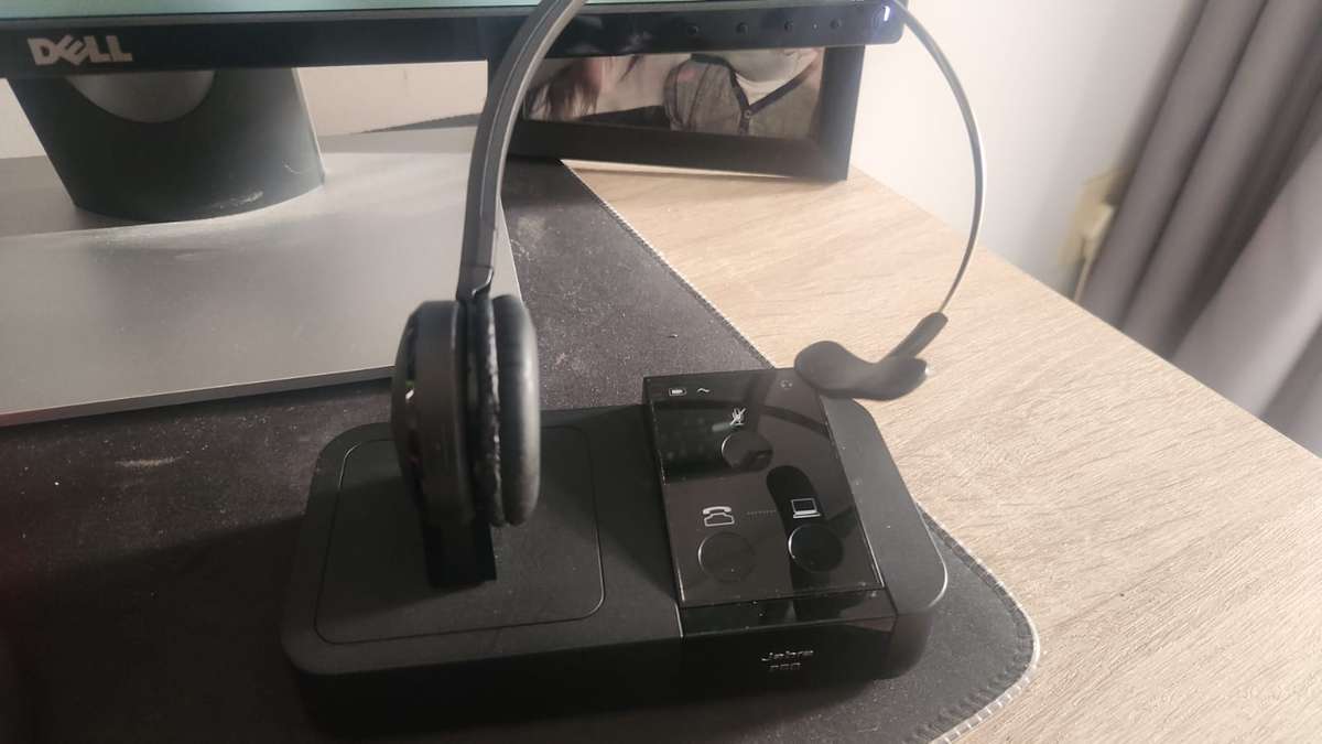Professional Jabra 9400BS Headset & Stand