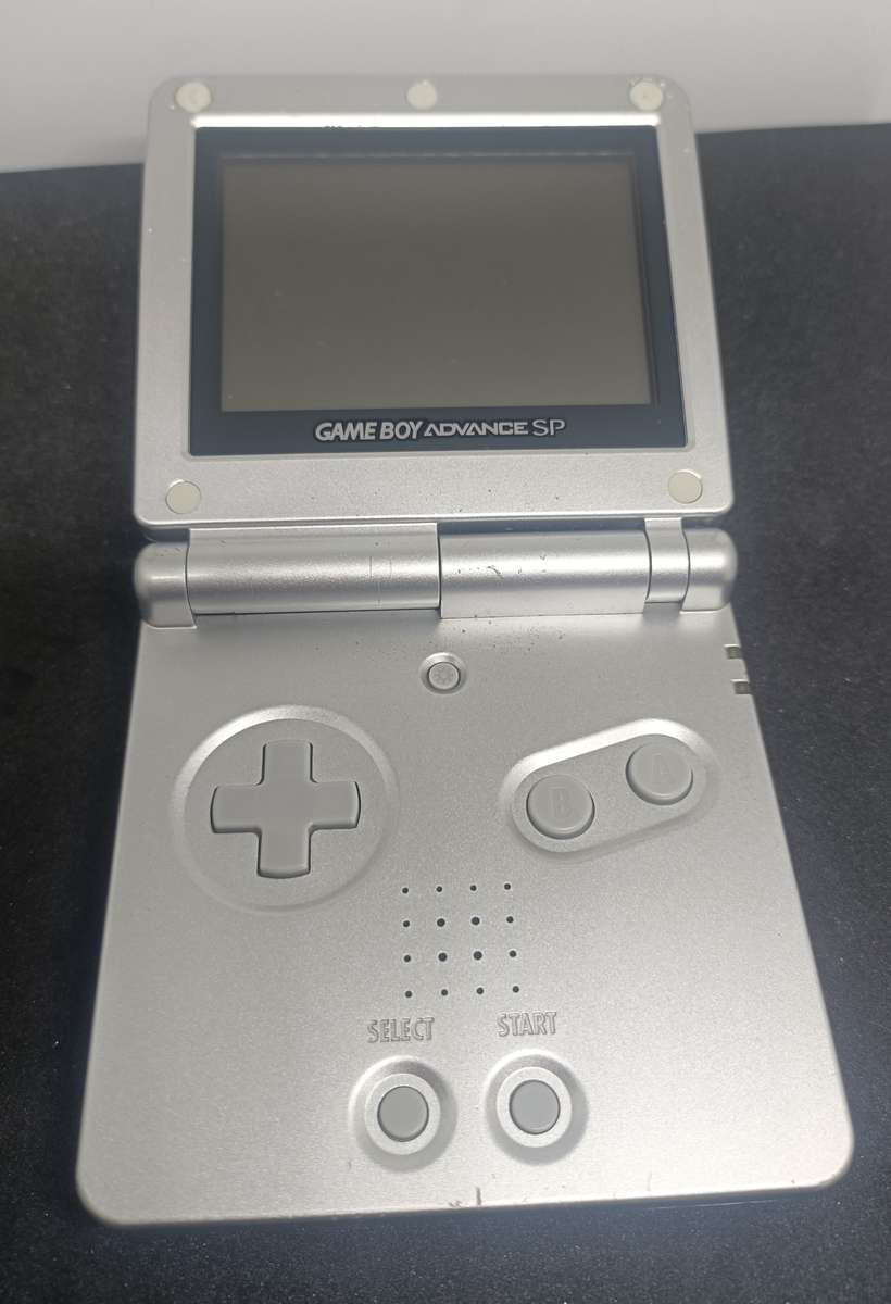 Gameboy Advance SP, Silver, Nintendo