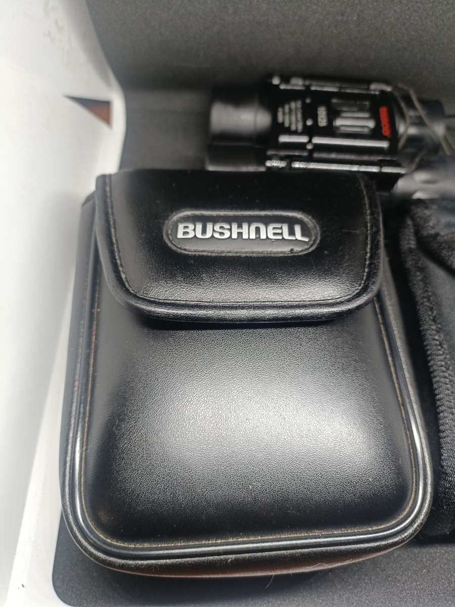 Tasco / Bushnell Binoculars 10x25