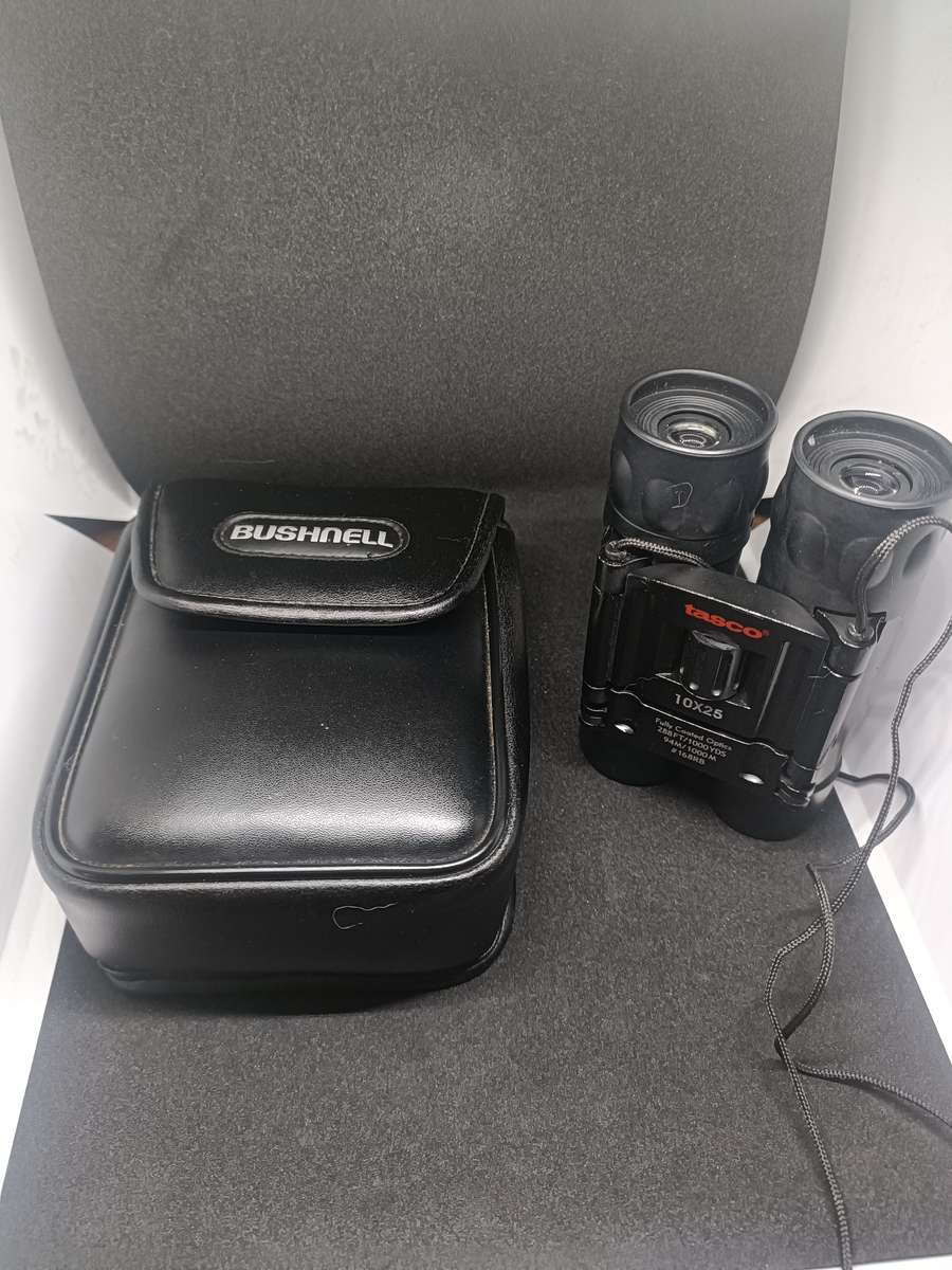 Tasco / Bushnell Binoculars 10x25