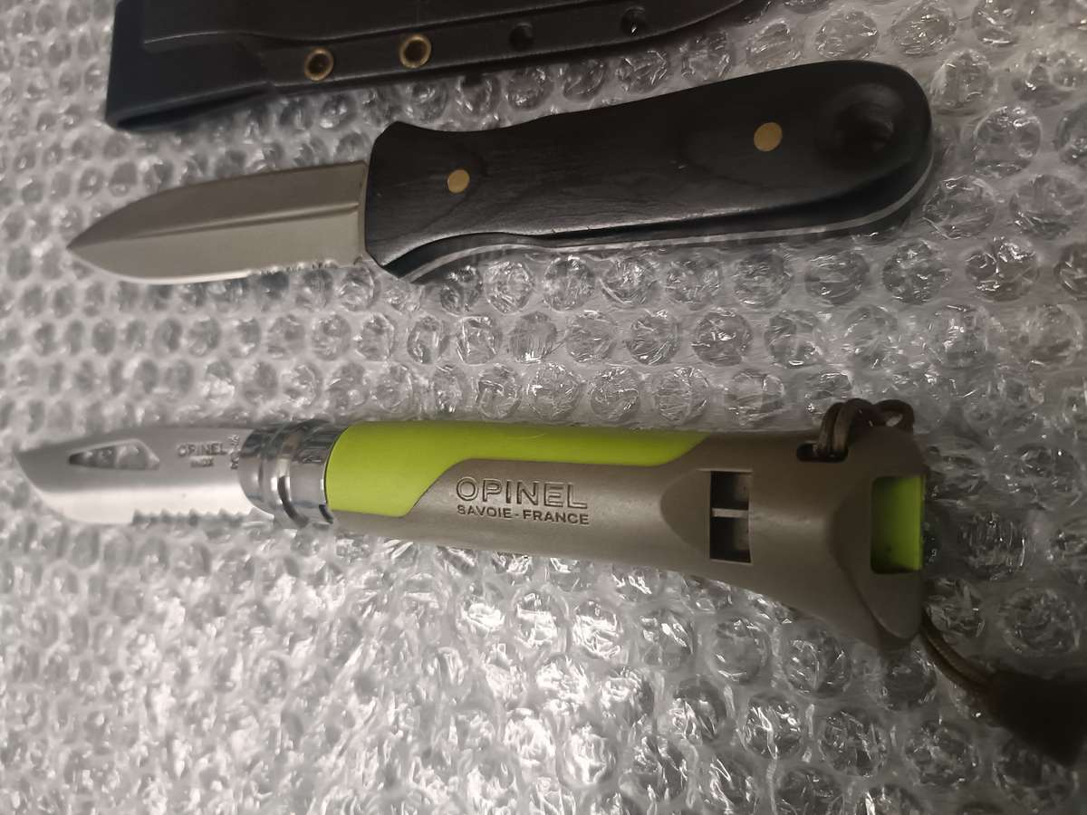 Outdoor Knife bundle + Maglite
