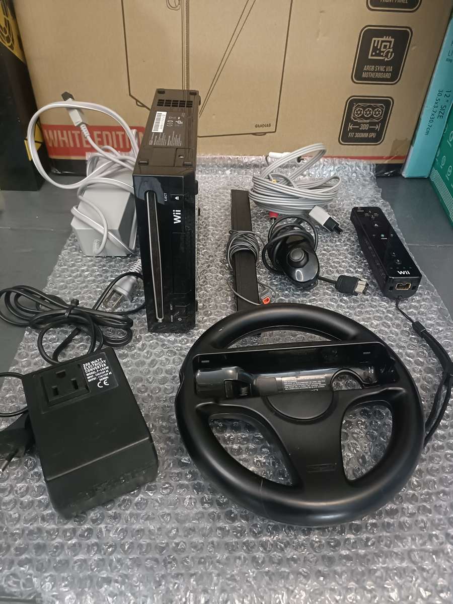 Black Nintendo Wii (Full Setup)