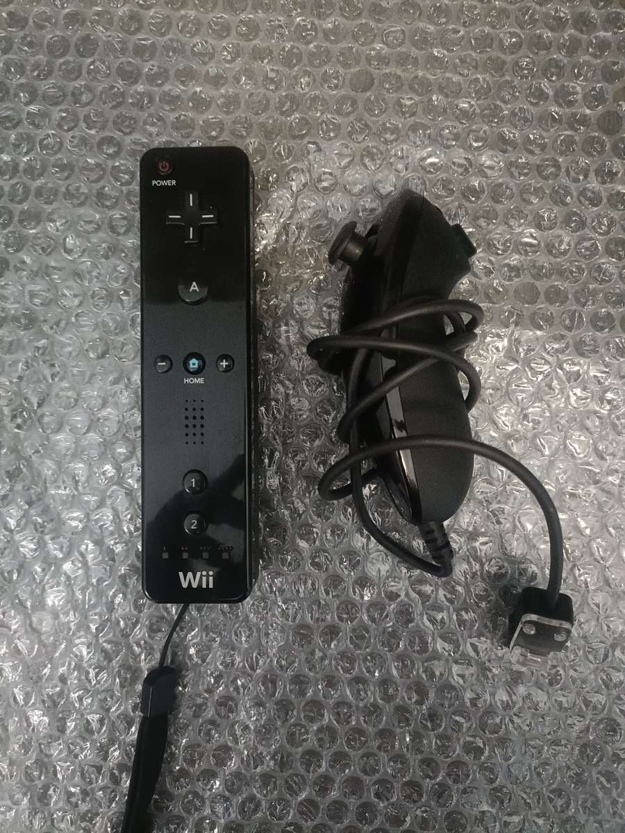 Black Nintendo Wii (Full Setup)