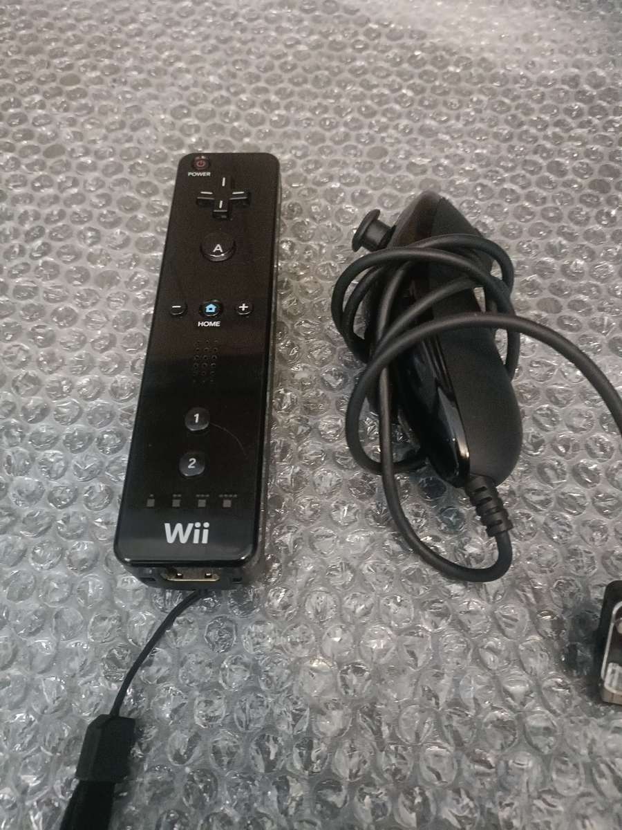 Black Nintendo Wii (Full Setup)