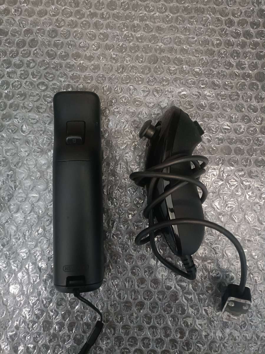 Black Nintendo Wii (Full Setup)