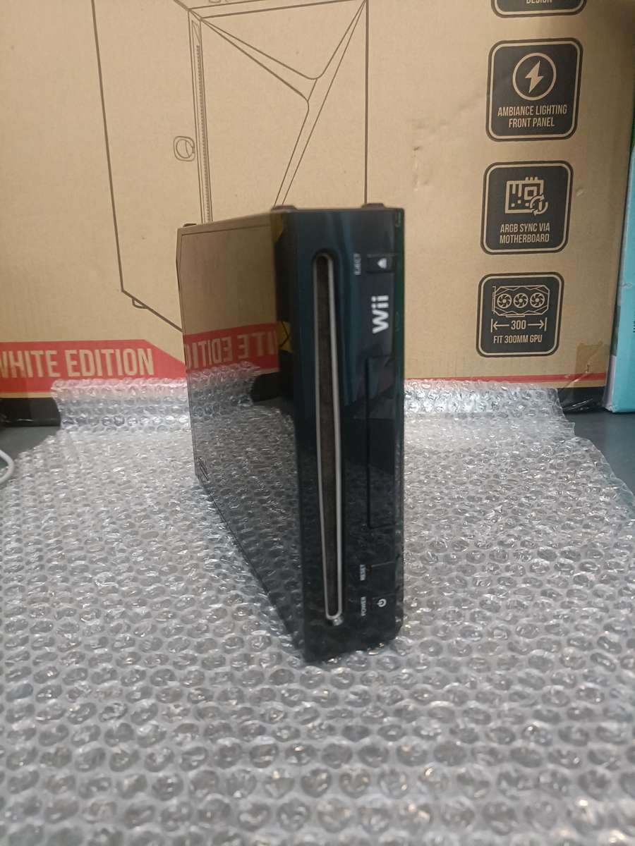 Black Nintendo Wii (Full Setup)