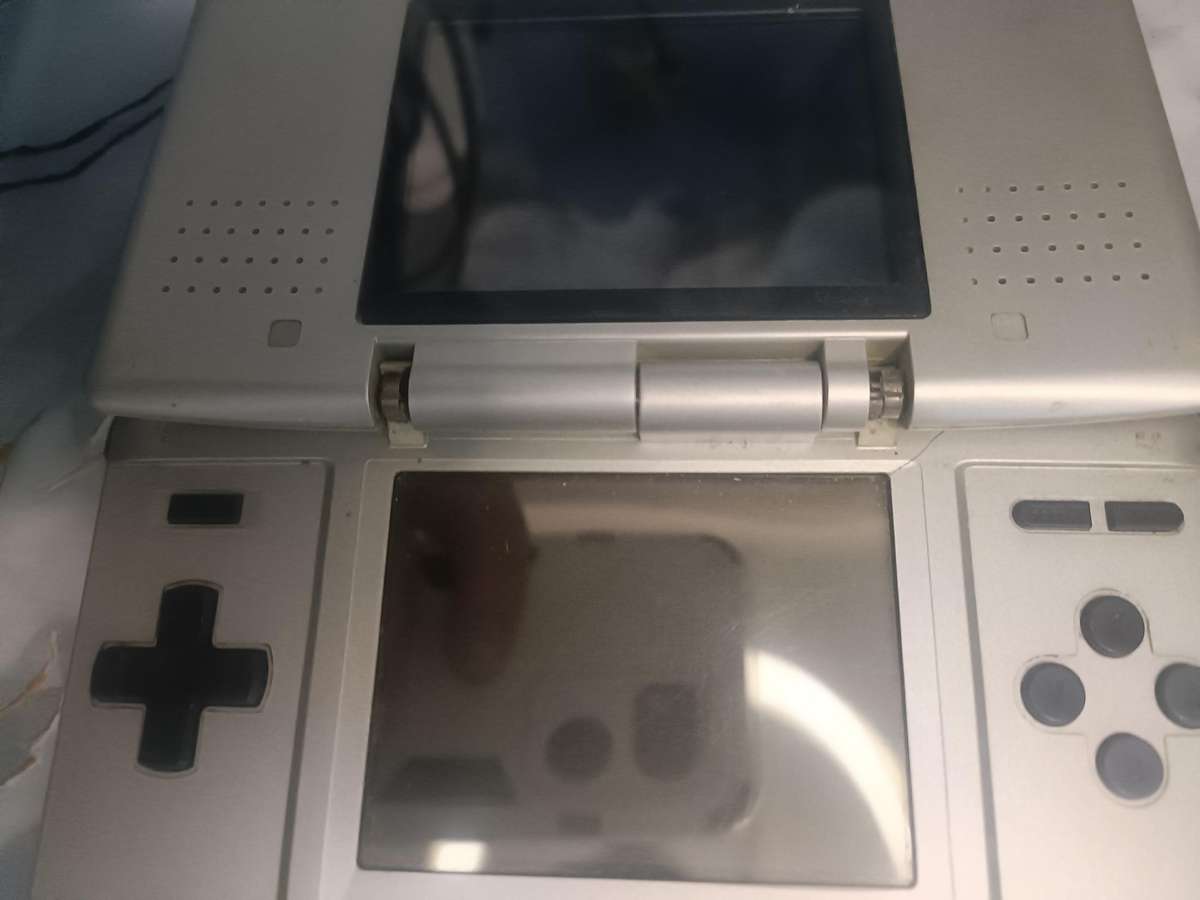 Rare Classic Nintendo DS (Phat) x2