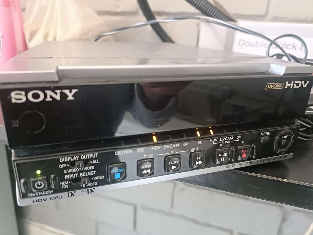 Sony HVR-M15J HDV Camcorder VCR MiniDV DV Tape Compatible