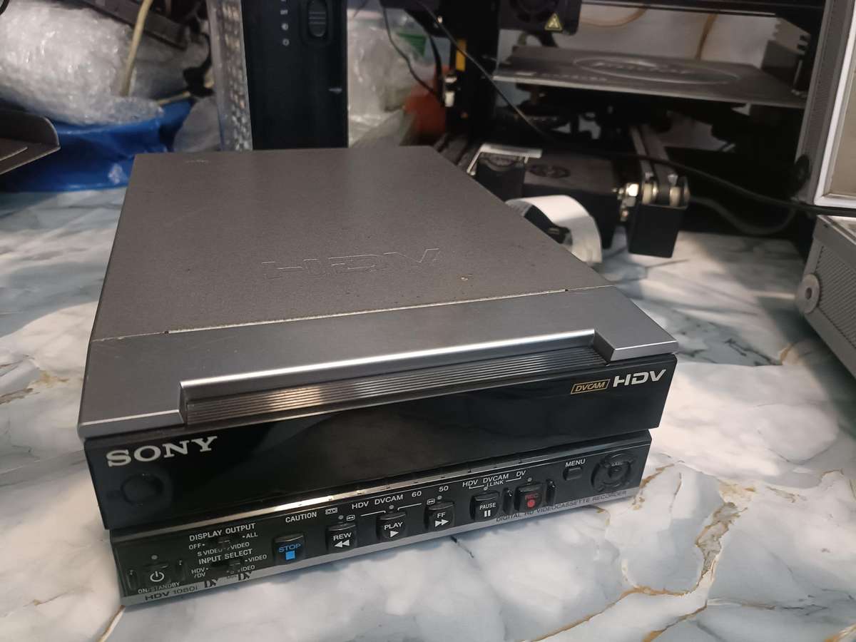 Sony HVR-M15J HDV Camcorder VCR MiniDV DV Tape Compatible