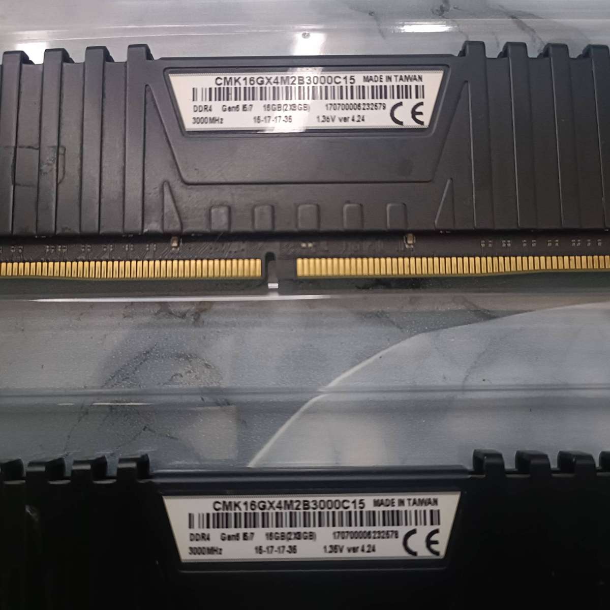 Corsair DDR4 8GB x2 Ram Sticks