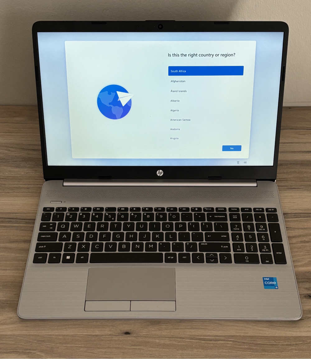 HP 250 I5 12TH GEN / 0NLY 2 MONTHS OLD!!!!