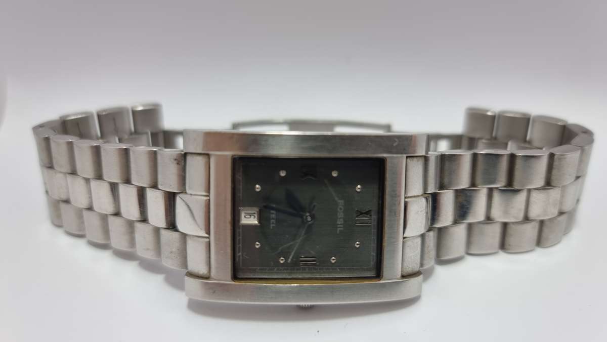 Fossil Arkitekt Steel quartz date (for parts/repair)