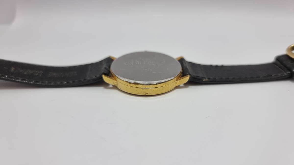 Louis Anders gold plated quartz watch (for parts/repair)