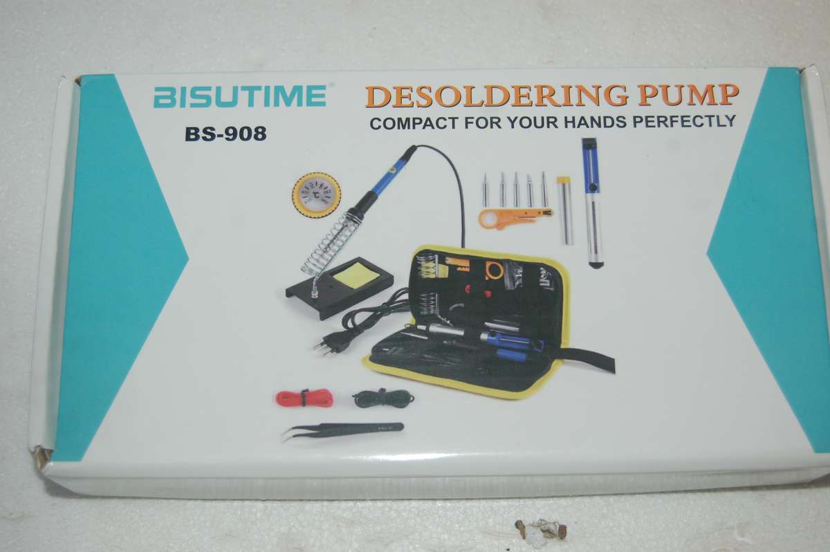 BS-908 DESOLDERING PUMP PLUS SOLDERING IRON AND ACCESSORIES