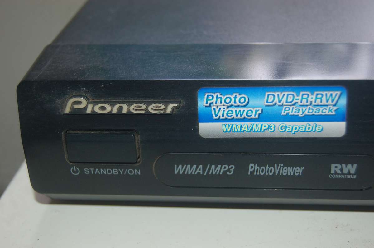 PIONEER PHOTO-VIEWER DVD-R-RW UNIT NO CABLES -UNTESTED