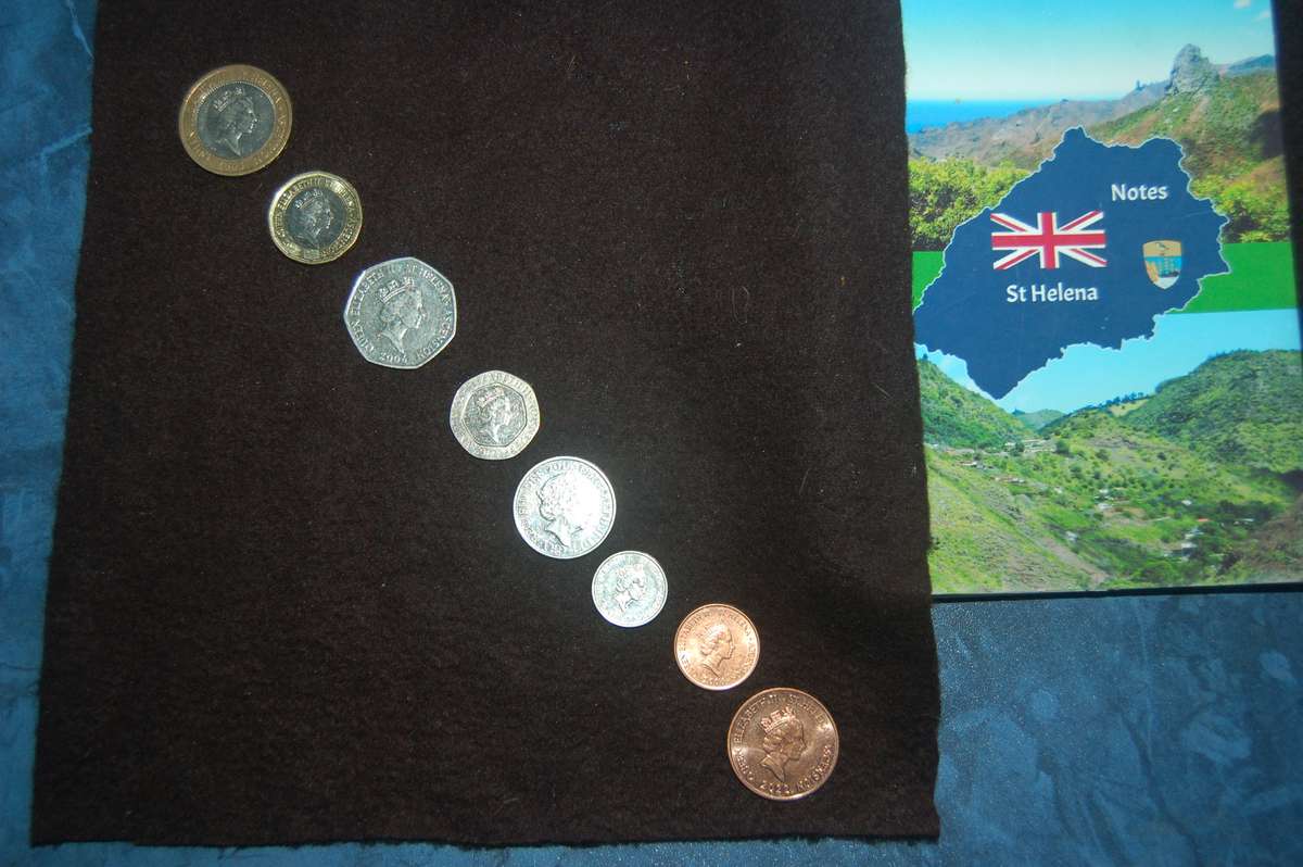 FULL COIN SET OF ST HELENA IN VERY GOOD CONDITION
