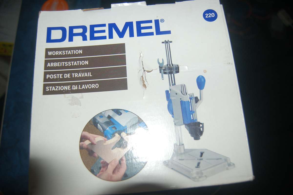 DREMEL 220 WORKSTATION DRILL PRESS EXCELLENT CONDITION IN ORIGINAL BOX