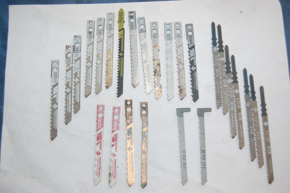 ASSORTMENT OF NEW JIG SAW BLADES ON OFFER (TERRIFIC R1.00 STARTING PRICE)