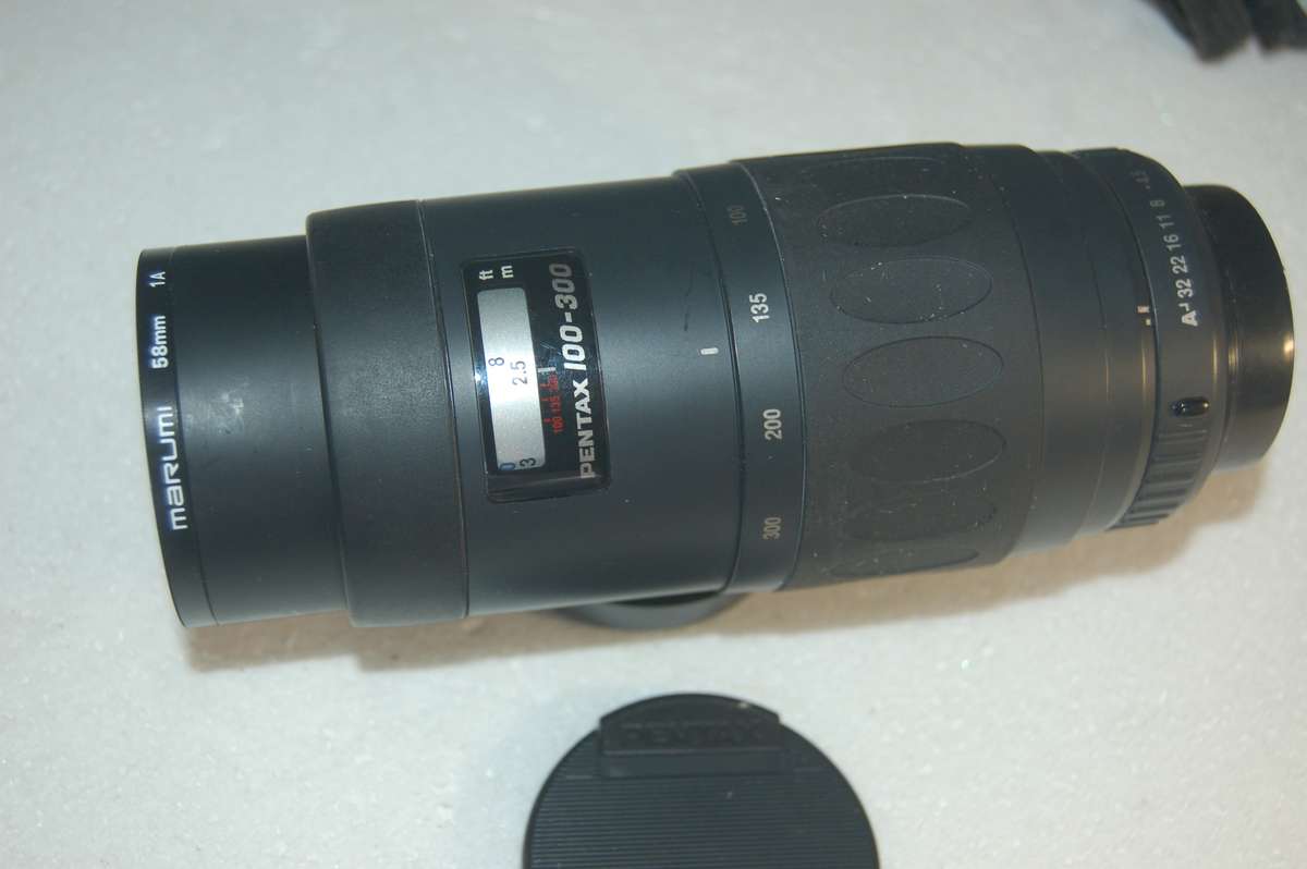 PENTAX CAMERA COLLECTION ME AND ME SUPER WITH 100-300 PENTAX ZOOM LENS FOR ROLL FILM