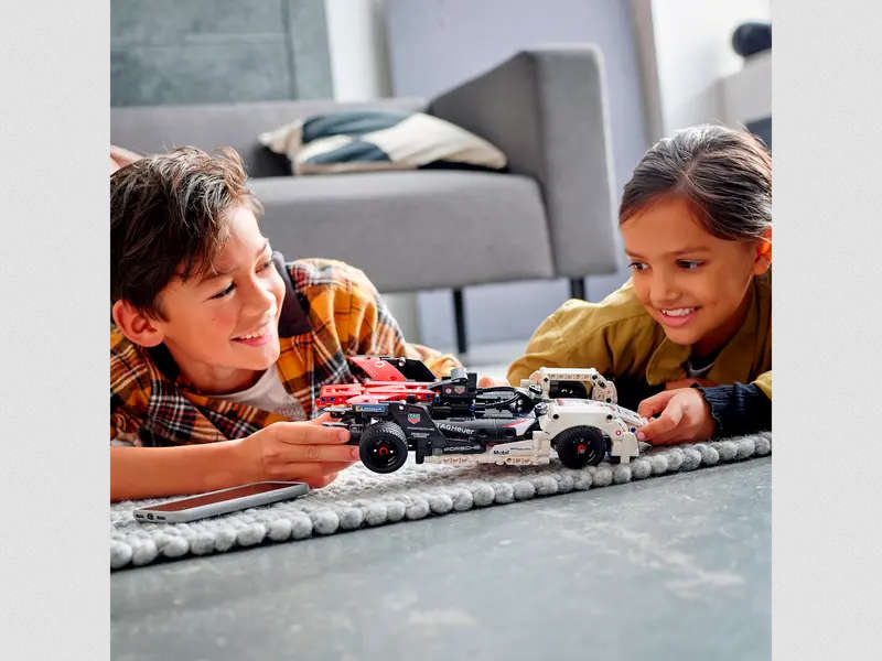 LEGO® Technic Formula E® Porsche 99X Electric 42137-  Pull Back Model