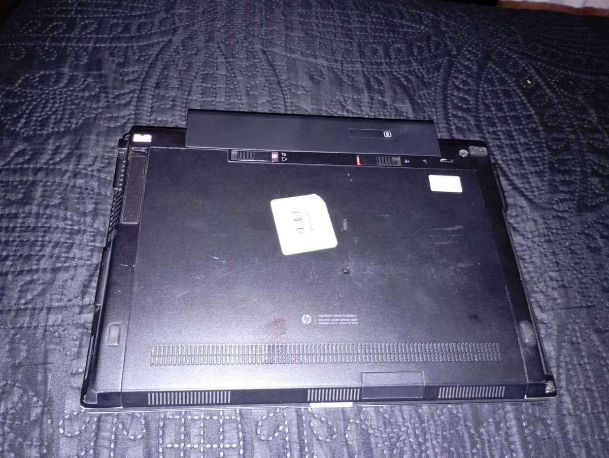 HP EliteBook 2560p Platinum Business Laptop | i7 intel Core 2.7Ghz | 128 SSD | 4GB RAM