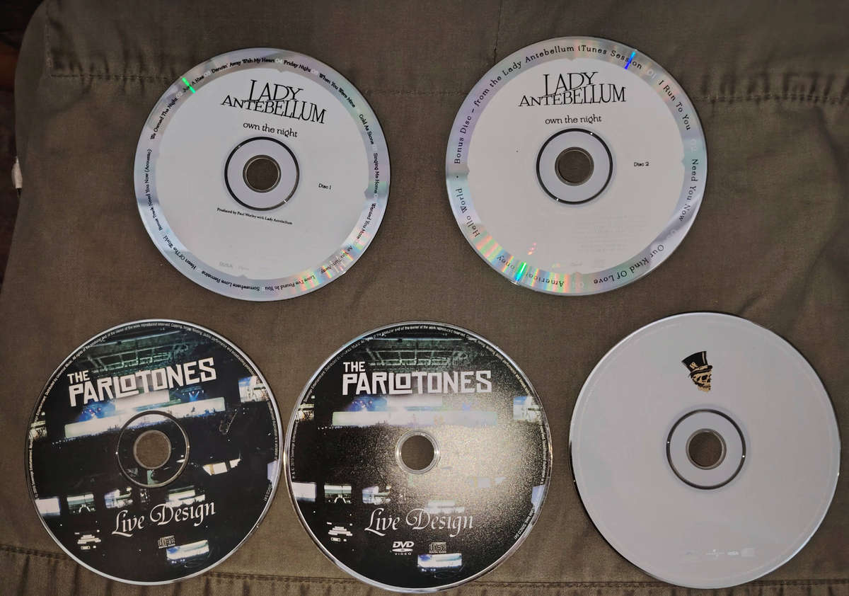 Massive Music CD Bundle!! | 1 Bid  45 Discs | Queen | Rod Steward | Mixes | All Originals