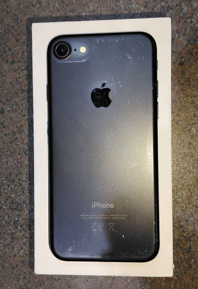 Apple Iphone 7 - 32GB - Black - Secondhand - Great Condition