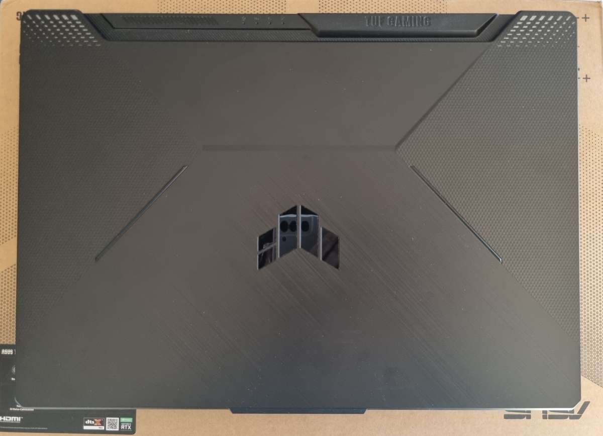 ASUS TUF F15 FX506H Gaming Laptop