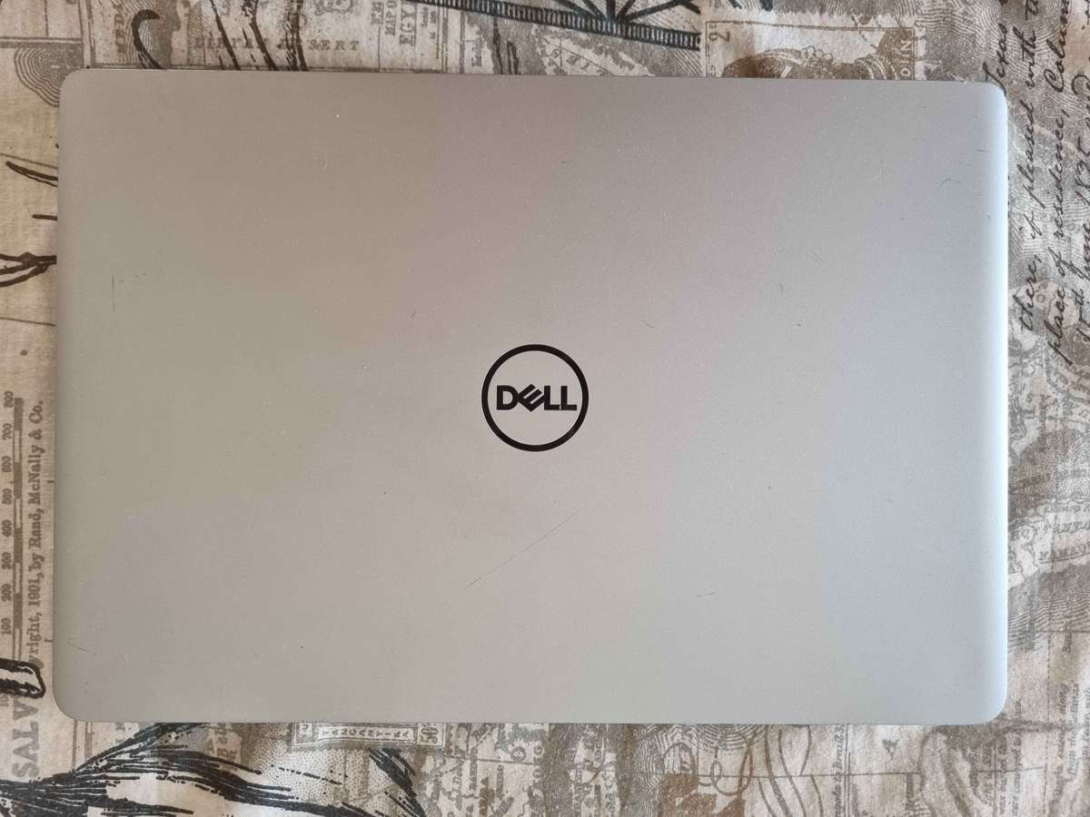 Dell Vostro 5581 i5 8265u 16GB DDR4