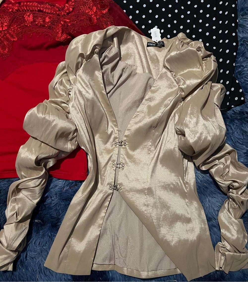 # Womens Tops Bundle #