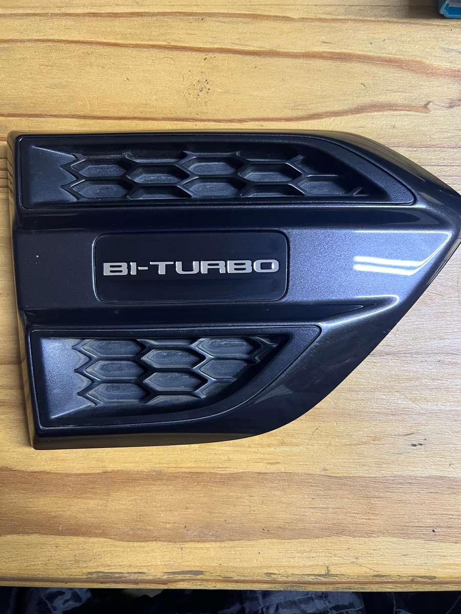 Ford Ranger Bi-Turbo Fender Grill