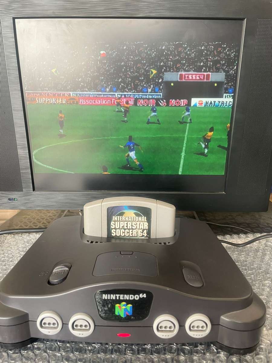 Nintendo 64 Console + Game