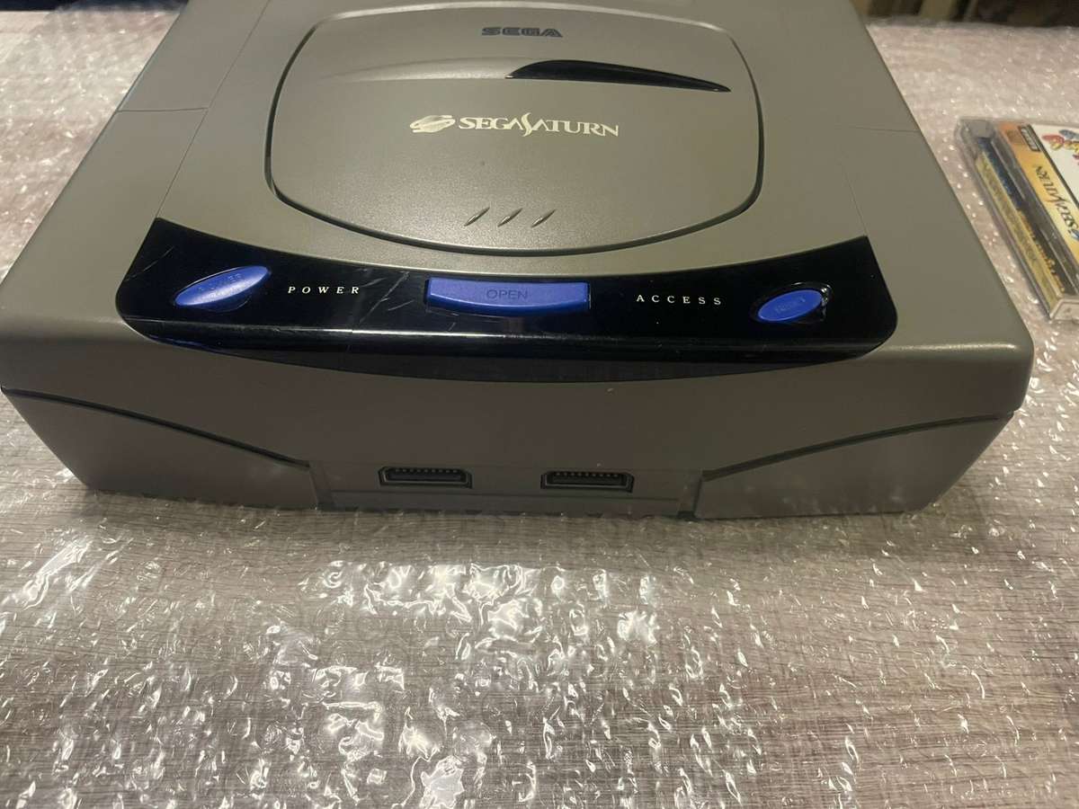 Sega Saturn Console + Virtua fighter remix ( NTSC/J ) (Pre-owned)